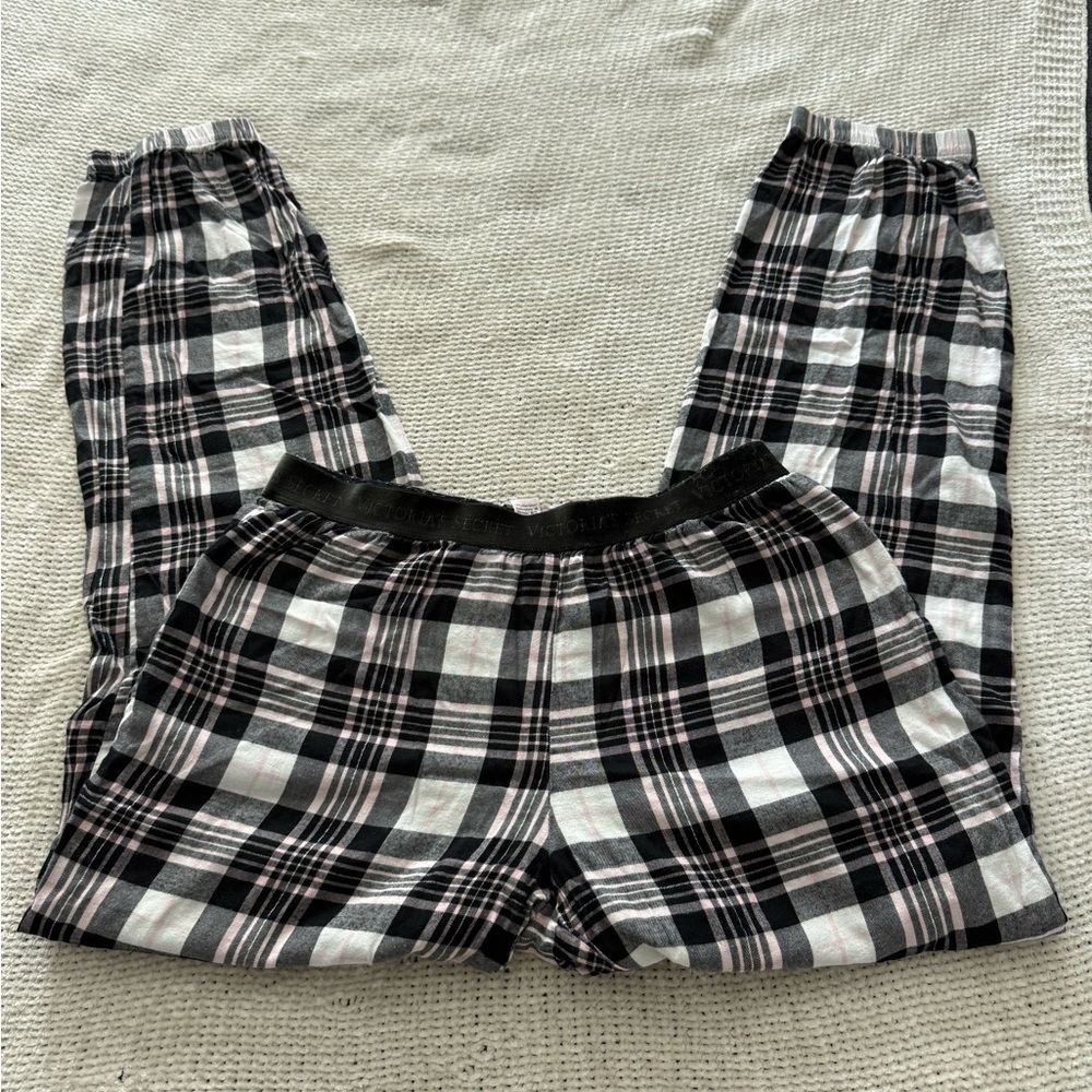 Victoria's Secret Black and White Plaid Pants